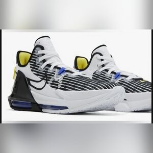 Mens Nike Lebron James Witness 6 Basketball Shoes